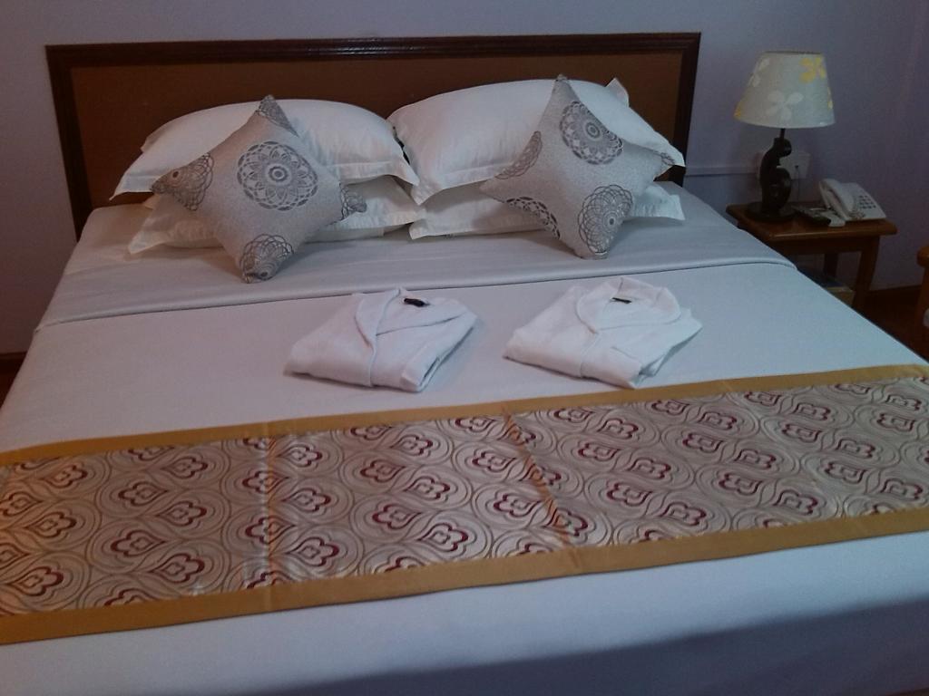 Great Glory Hotel Yangon Bagian luar foto